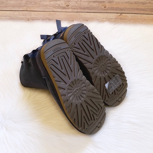 UGG Navy Bailey Bow II Boots - Picture 7 of 7